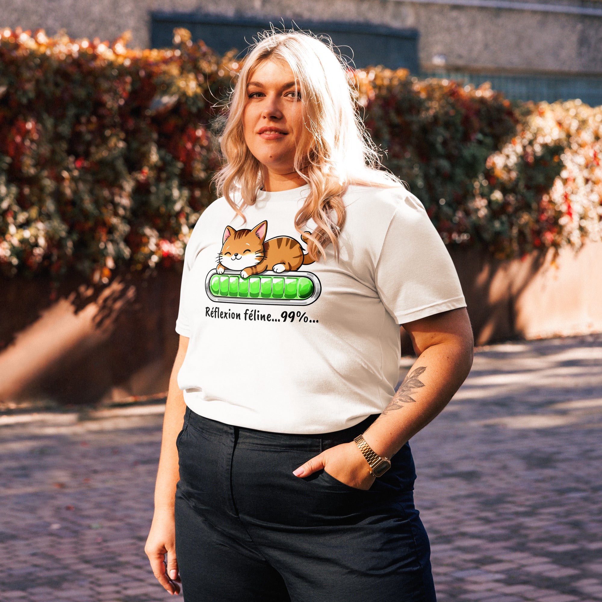 t-shirt-durable-unisexe-chat-réfléchit