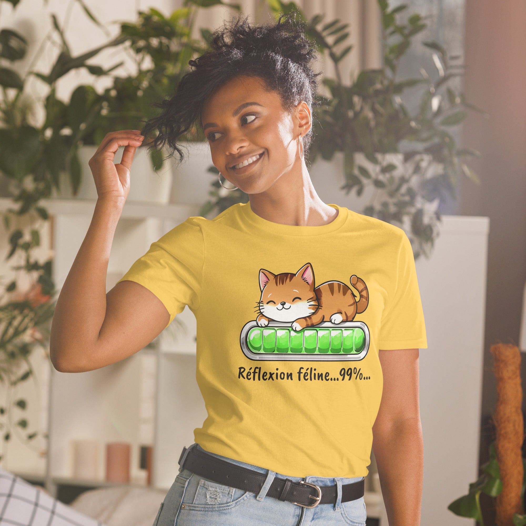 t-shirt-softstyle-femme-jaune-chat-réfléchit