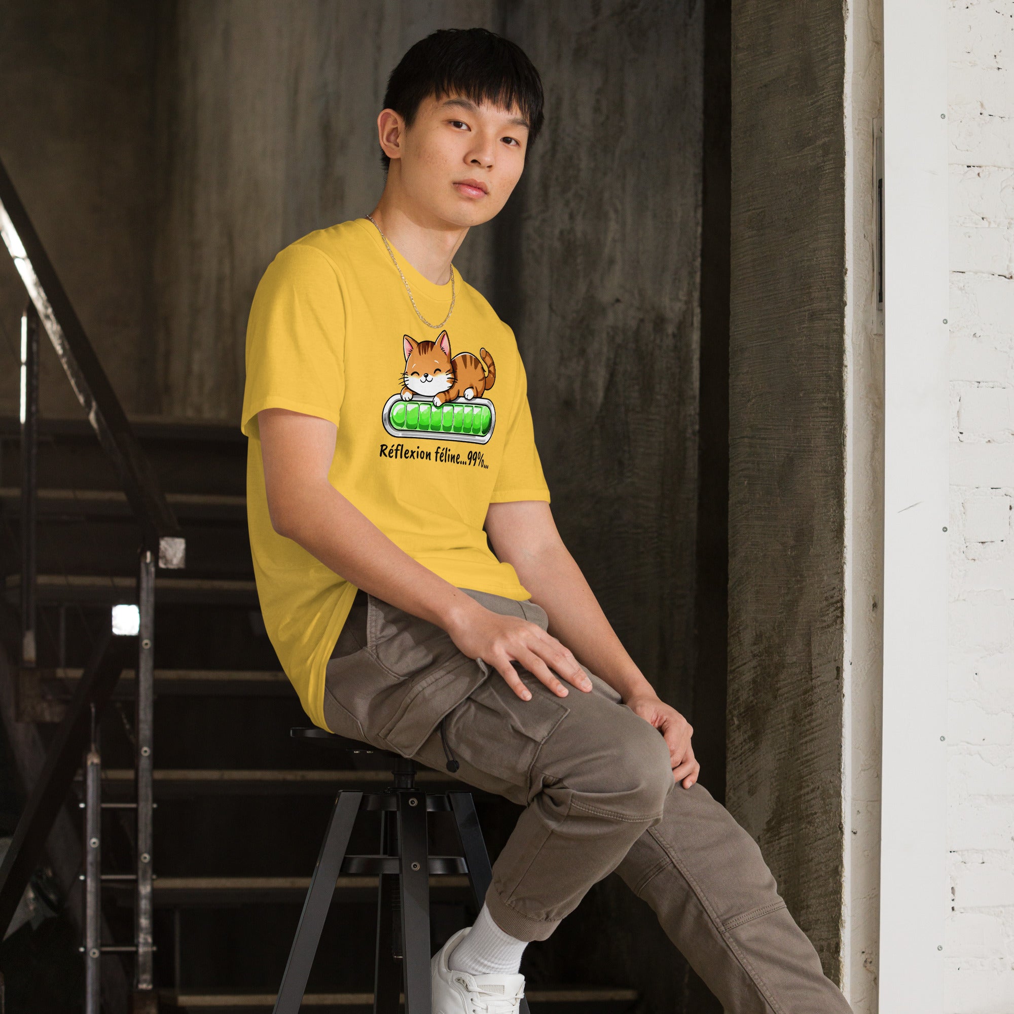 t-shirt-softstyle-homme-jaune-chat-réfléchit